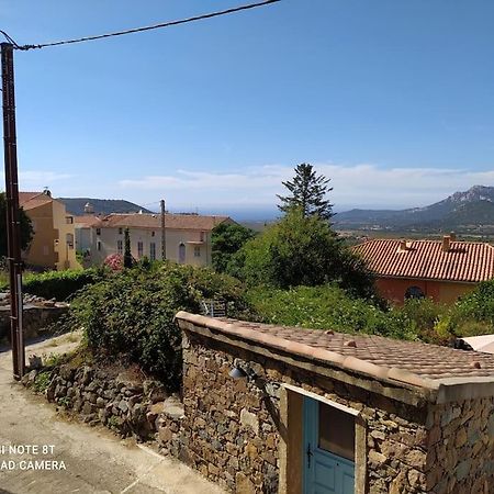 Duplex Avec Jardin, Proche Village كالينزانا المظهر الخارجي الصورة